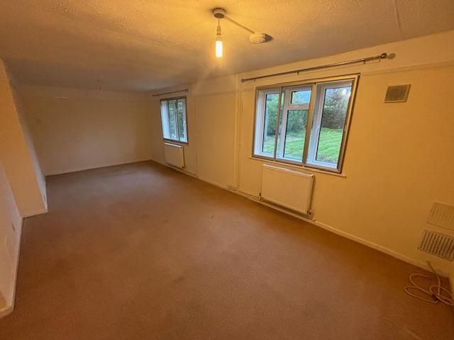 Property photo 2 of 15 Bathroom