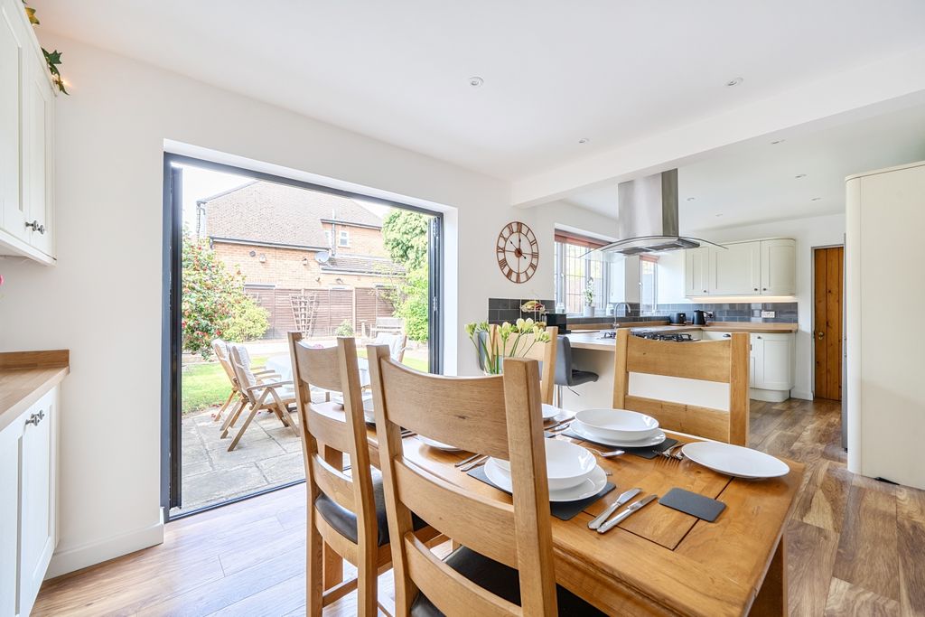 Property photo 3 of 19 Dining And Kitchen 1 (Garden)