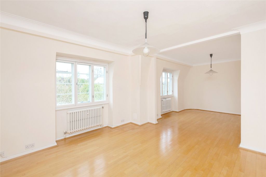Property photo 2 of 16 Picture No. 01