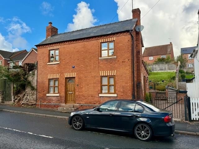 Property photo 1 of 23 32 Old Road.Jpg