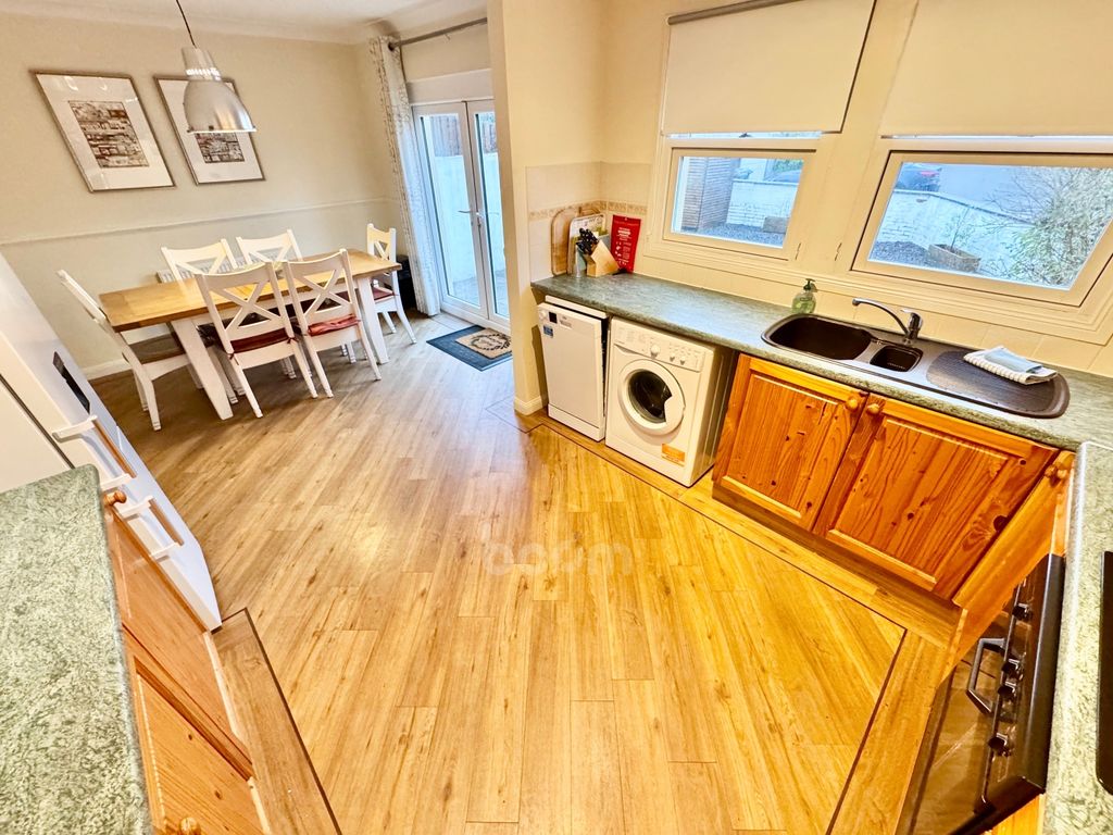 Property photo 3 of 28 Img_8652