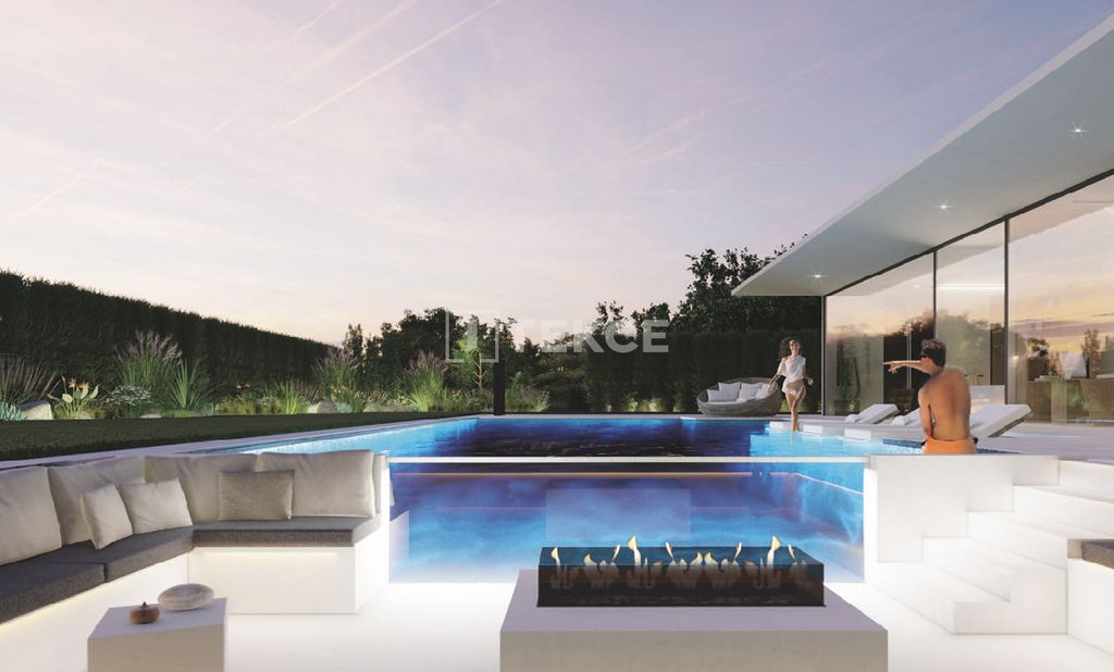 Property photo 2 of 30