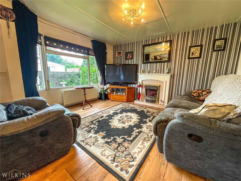 Property photo 2 of 12 Picture No. 04