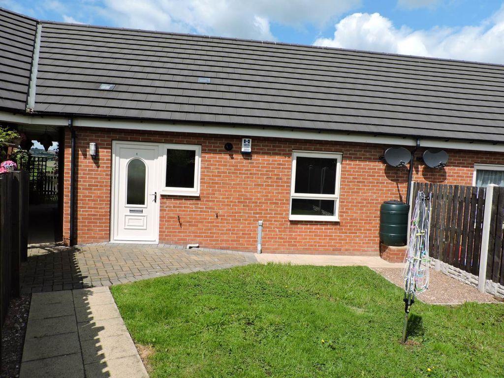 Property photo 1 of 6 Front