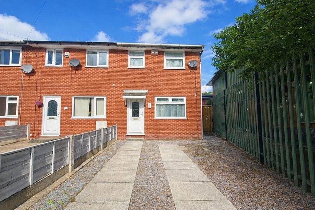 Property photo 1 of 10 Chatgpt Image Jan 8, 2026, 03_57_57 Pm.Png