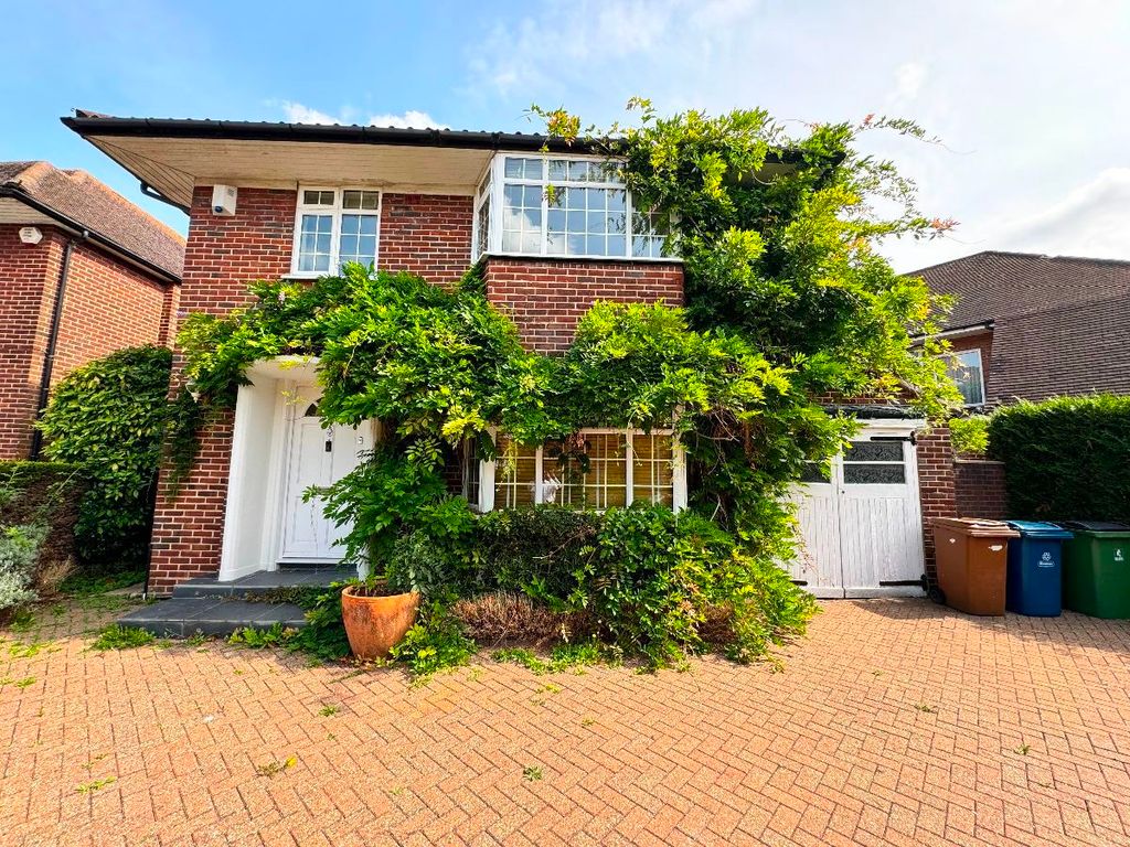 Property photo 1 of 1