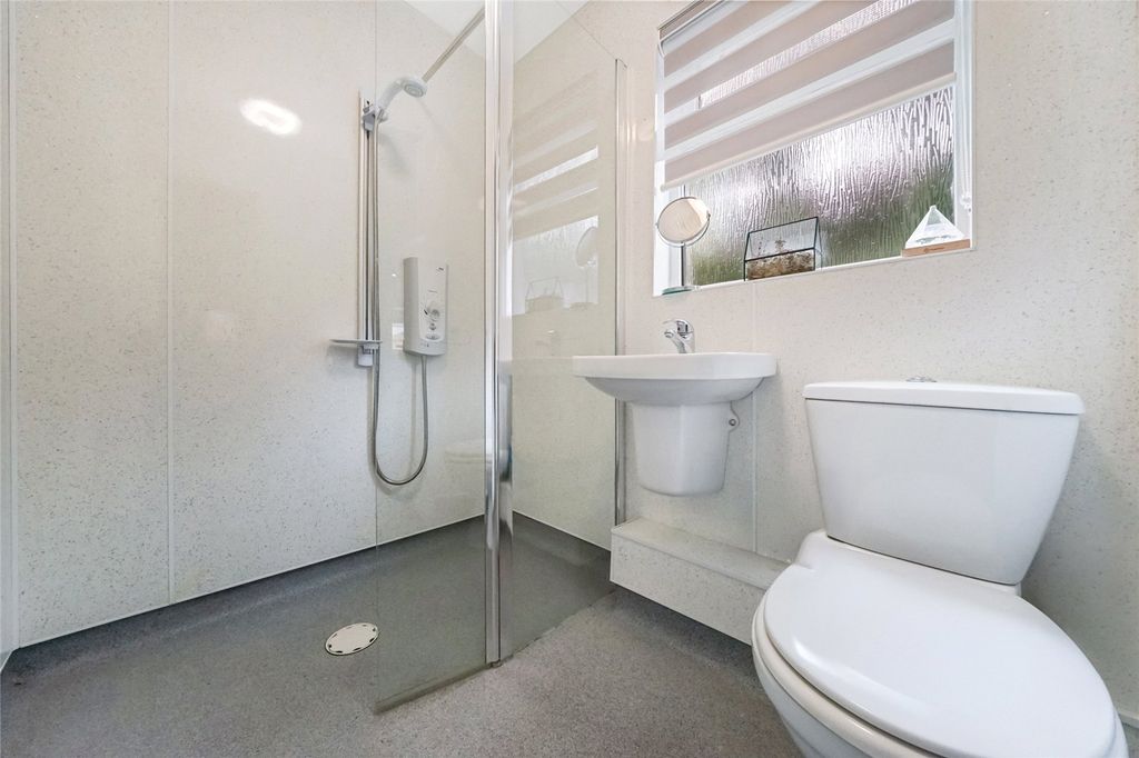 Additional image 14 of 1 bed bungalow for saleArns Grove, Alloa, Clackmannanshire FK10
