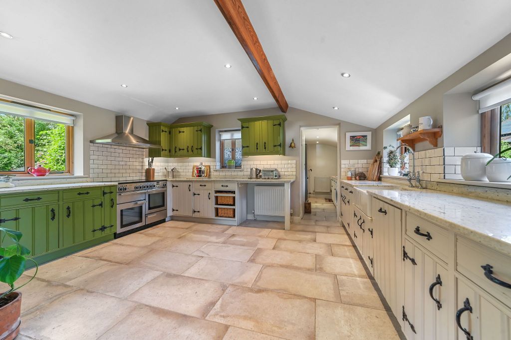 Property photo 2 of 28 Pt-Db(Lh)-1Themaltings-4