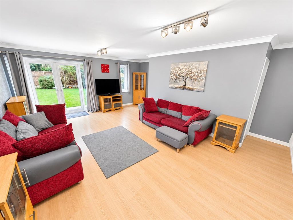 Property photo 3 of 29 37610d16805.Png