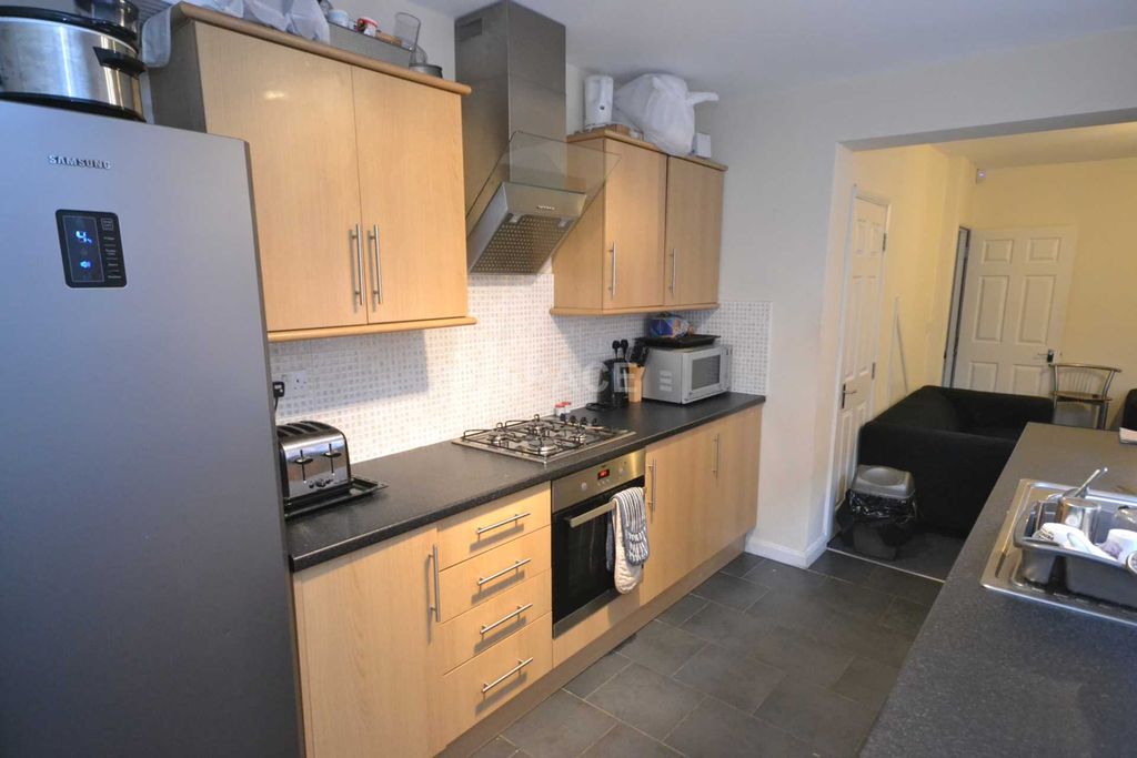 Property photo 3 of 15