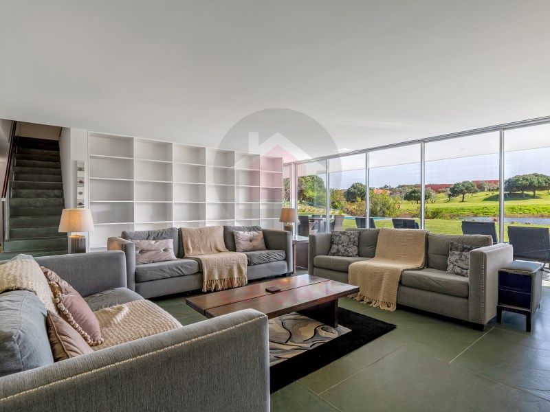 Property photo 3 of 38