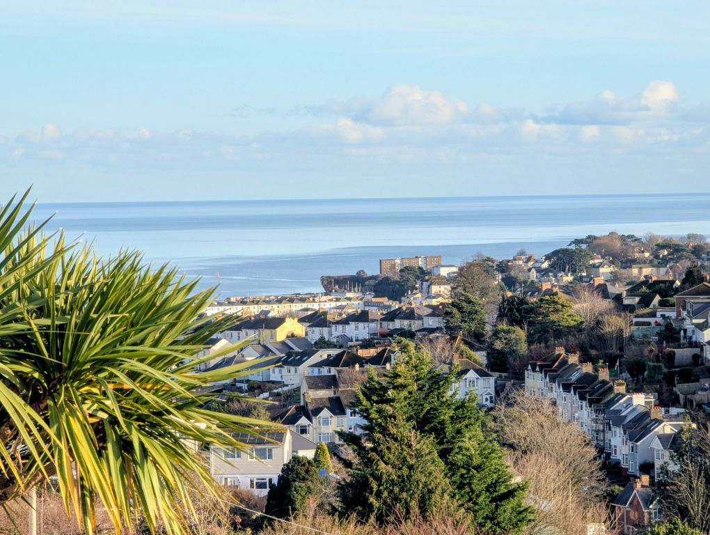 Property photo 2 of 14 Sea View