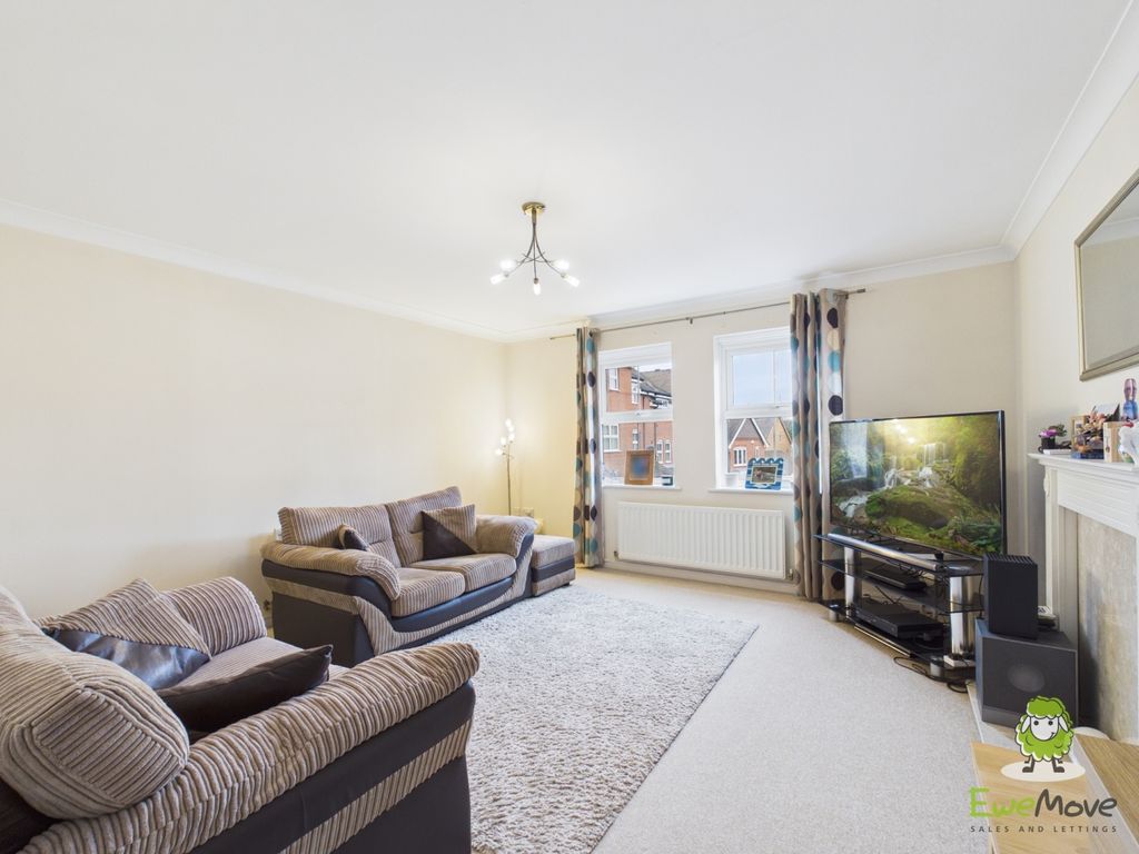 Property photo 2 of 31 Cam03778G0-Pr0425-Still025