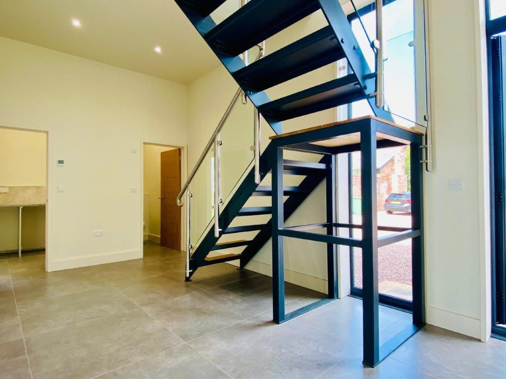 Property photo 3 of 17 43657931.Jpg