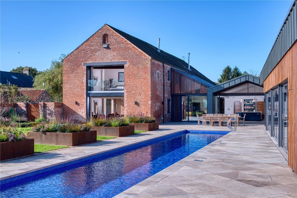 Property photo 2 of 36 Pool And Terrace