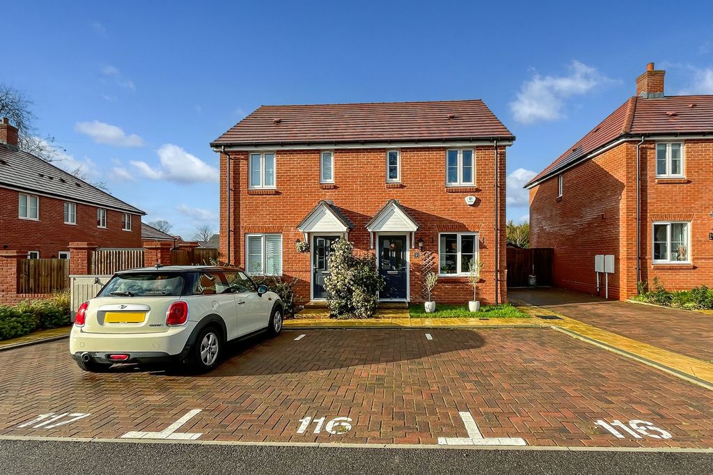 Property photo 1 of 15 Picture No. 04