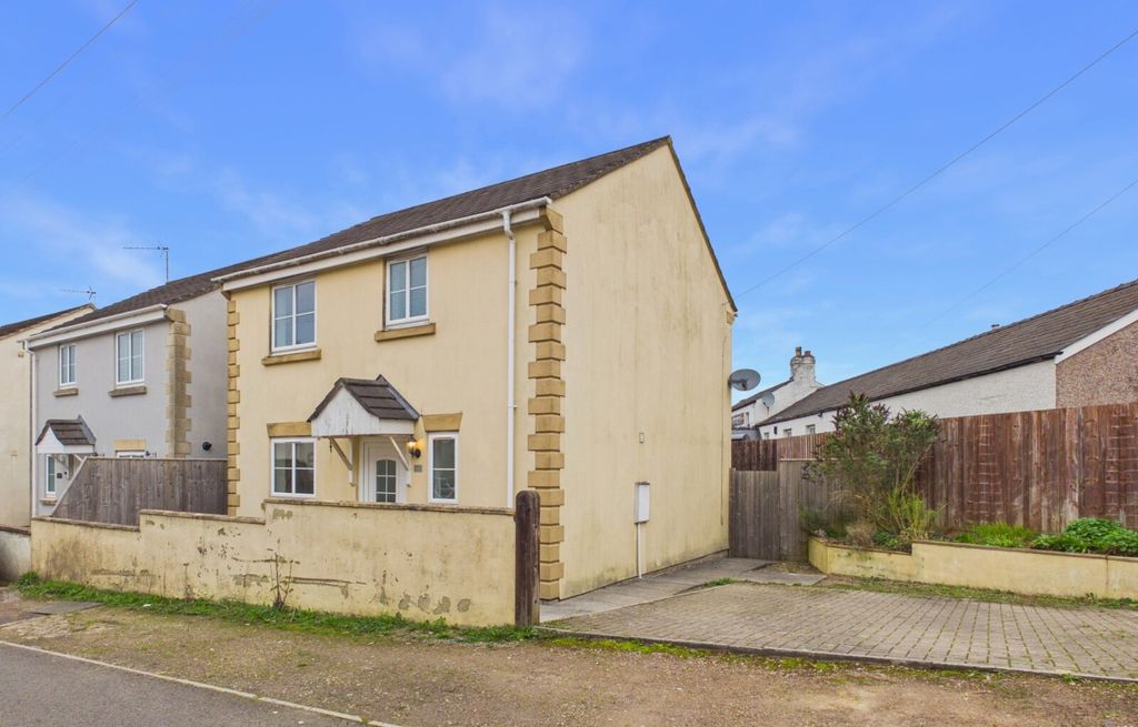 Property photo 1 of 14 Picture No. 13