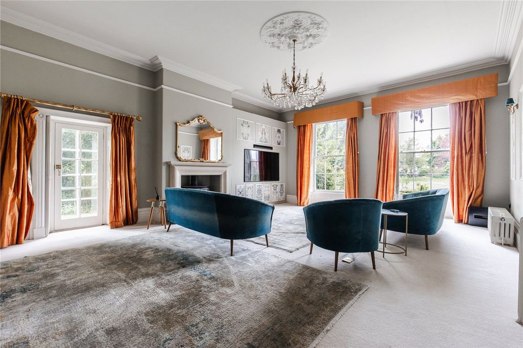 Property photo 3 of 23 Drawing Room