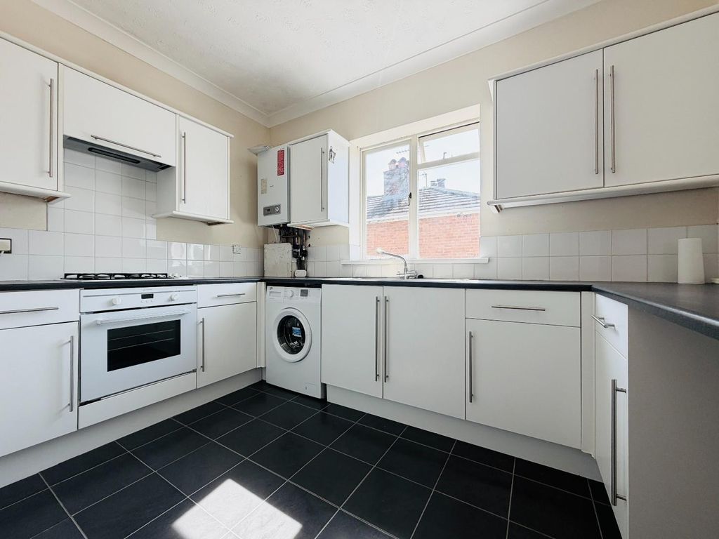 Property photo 3 of 12 Img_2909.Jpg