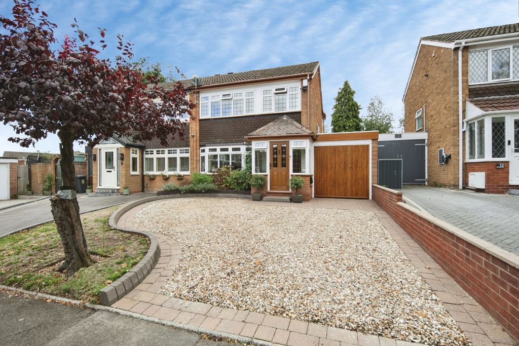 Property photo 1 of 20 Pbox-Img.Jpg