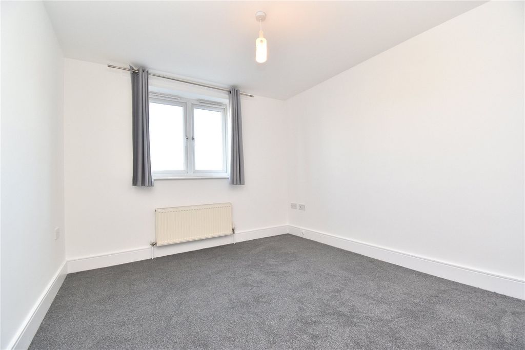 Additional image 8 of 2 bed flat to rentFore Hamlet, Nautica, Ipswich, Suffolk IP3