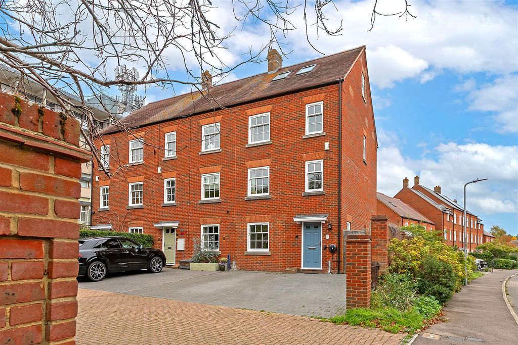 Property photo 1 of 19 20Goldsmithway-12.Jpg