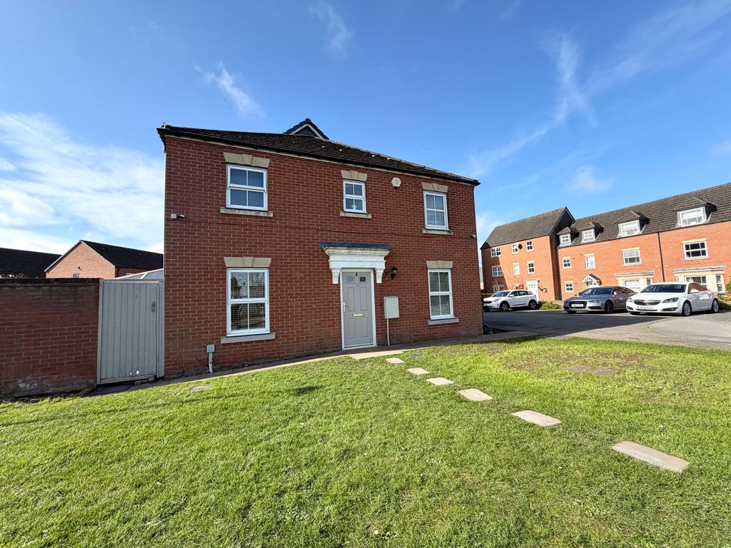 Property photo 1 of 11