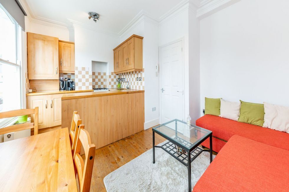Property photo 1 of 8