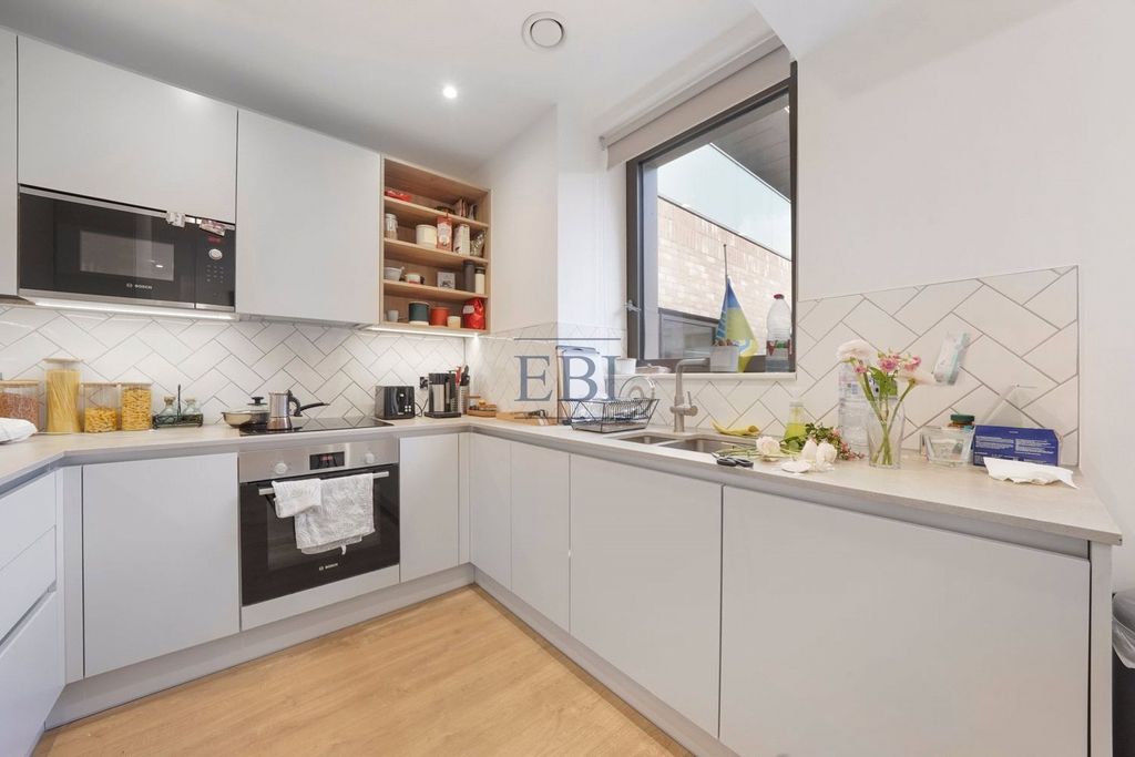 Property photo 3 of 16 Picture No. 38