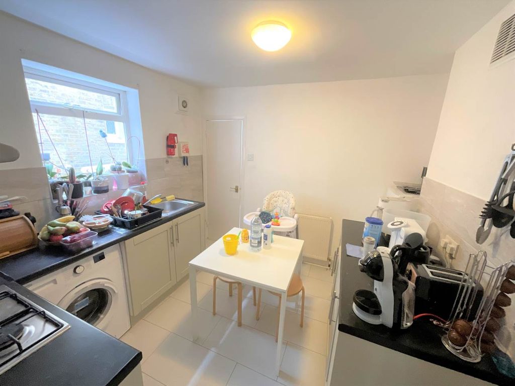 Property photo 3 of 6 Img_2332