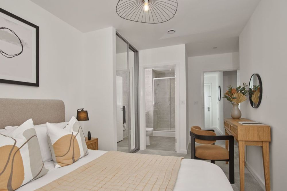 Additional image 5 of 2 bed flat for sale"Type 14 - Grand Court" at Overgate, Milton Keynes MK9