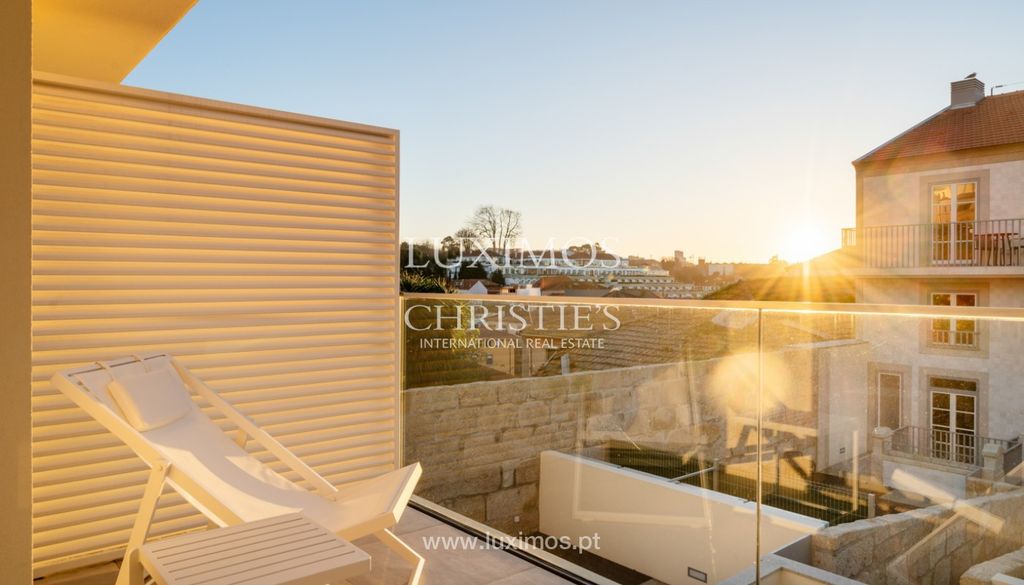 Property photo 3 of 27