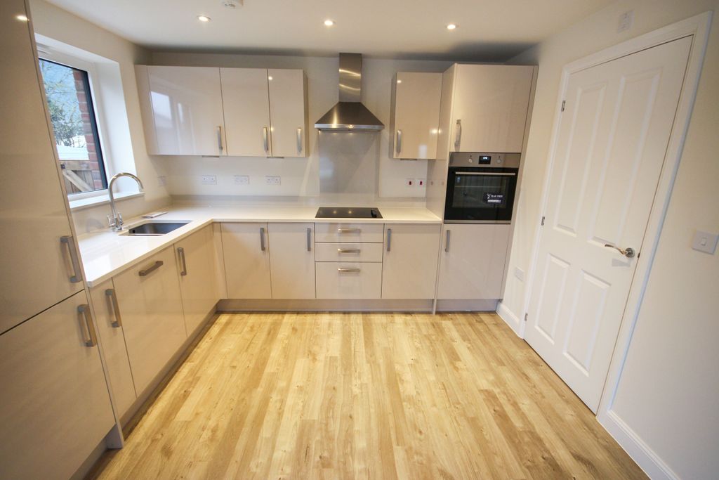 Property photo 3 of 17 Img_7529