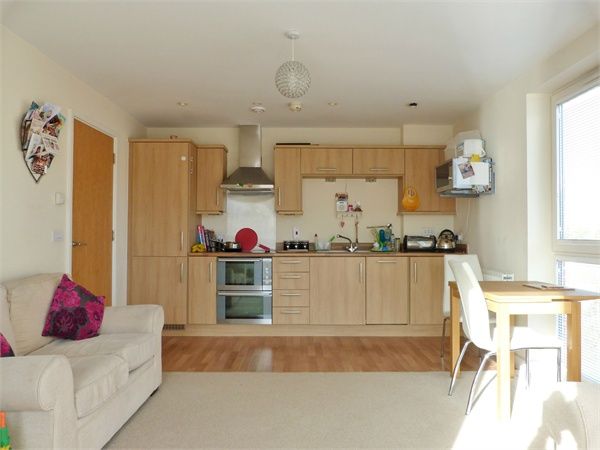 Property photo 3 of 10