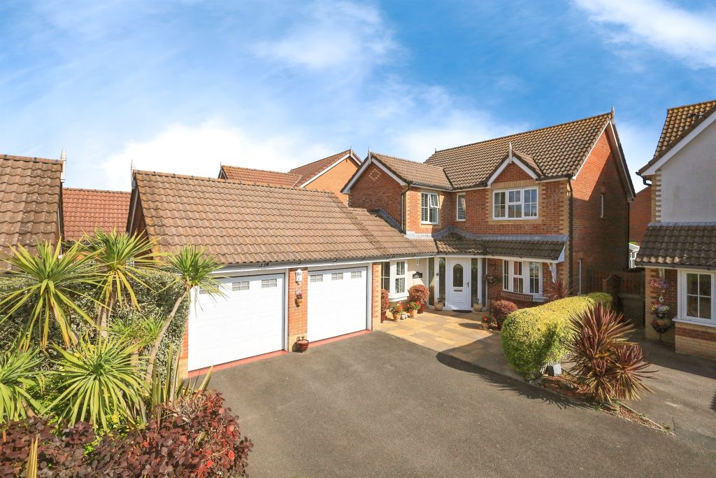 Property photo 2 of 18