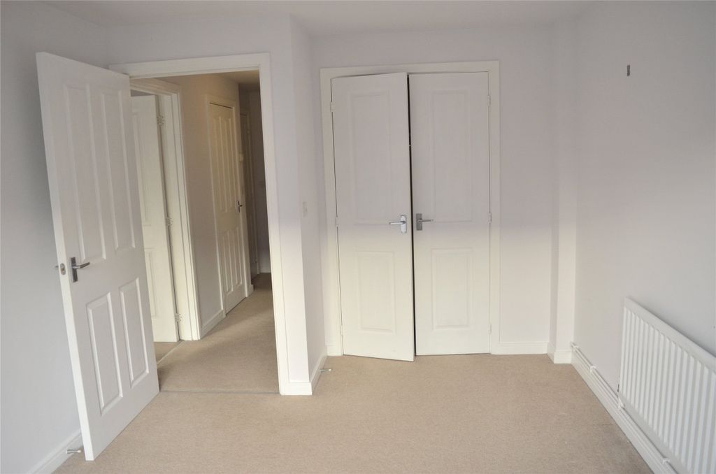 Property photo 3 of 12 Picture No. 04