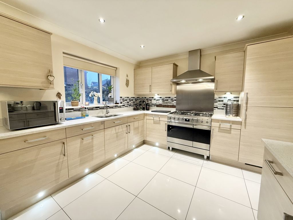 Additional image 8 of 5 bed detached house for saleCresta View, Houghton Le Spring DH5