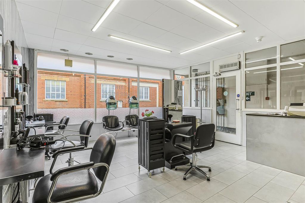 Property photo 2 of 16 Commercial Ground Floor