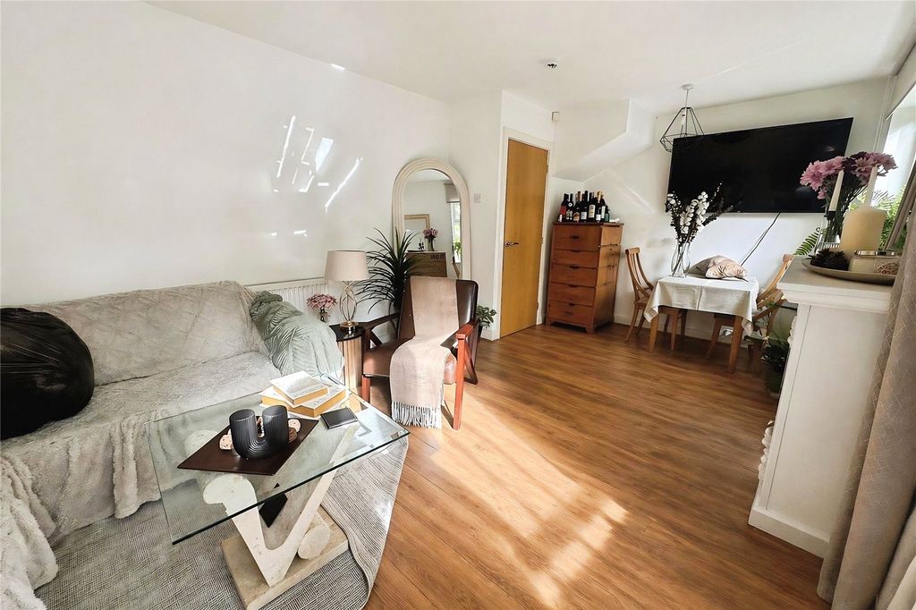 Property photo 3 of 11 Picture No. 09