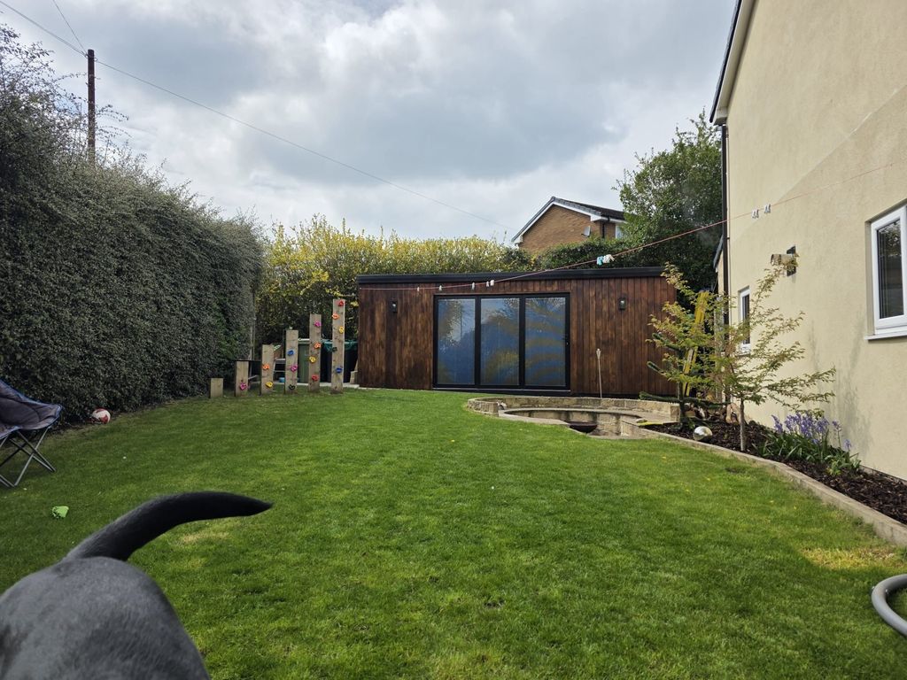 Additional image 52 of 5 bed detached house for saleHenley Avenue, Dewsbury WF12