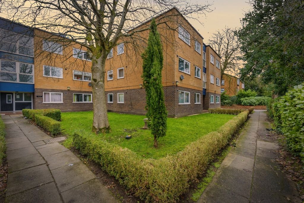 Property photo 2 of 12 Pbox-Img.Jpg
