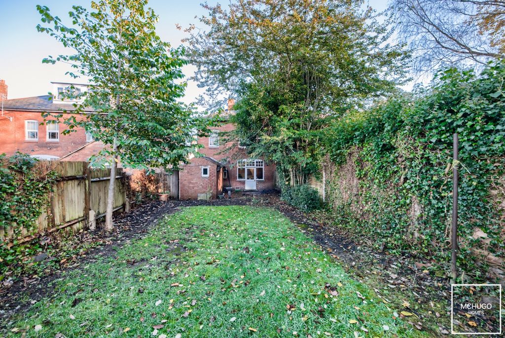 Property photo 2 of 17 Xh2A2973-Hdr(3)