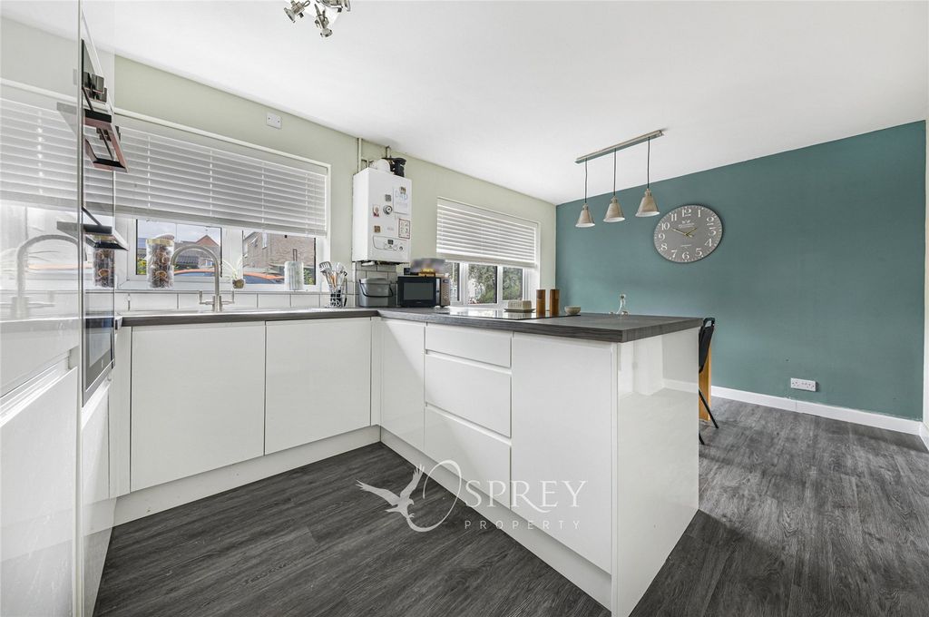 Property photo 2 of 15 Kitchen Dining Room