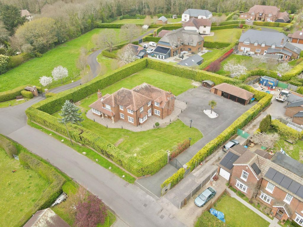 Property photo 2 of 22 Gallery