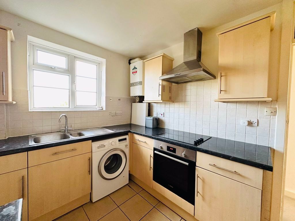 Property photo 3 of 11 Photo 17