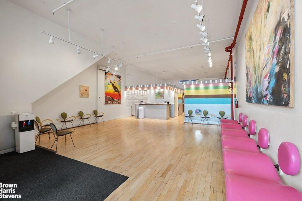 Property photo 2 of 11 <Alttext/>