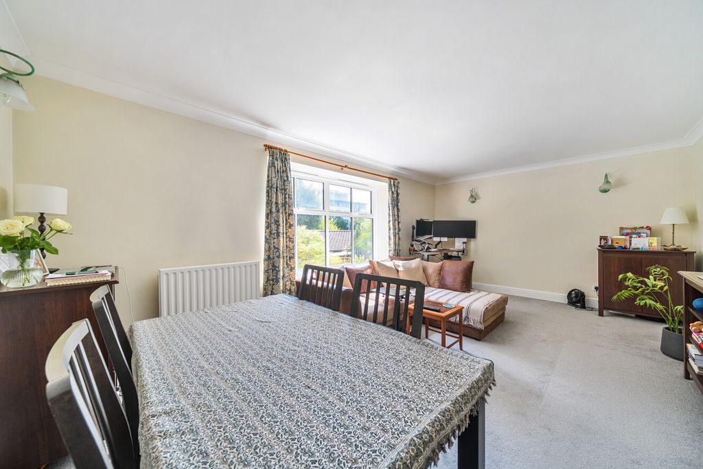 Property photo 3 of 12 1503712-20-6A7dcc...