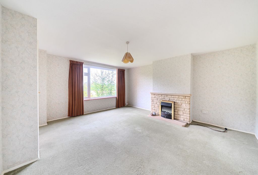 Property photo 2 of 12 1342960-18-68A45F...