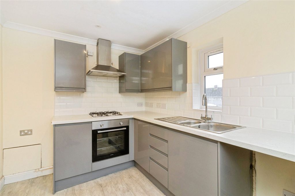 Property photo 3 of 16 Picture No. 09