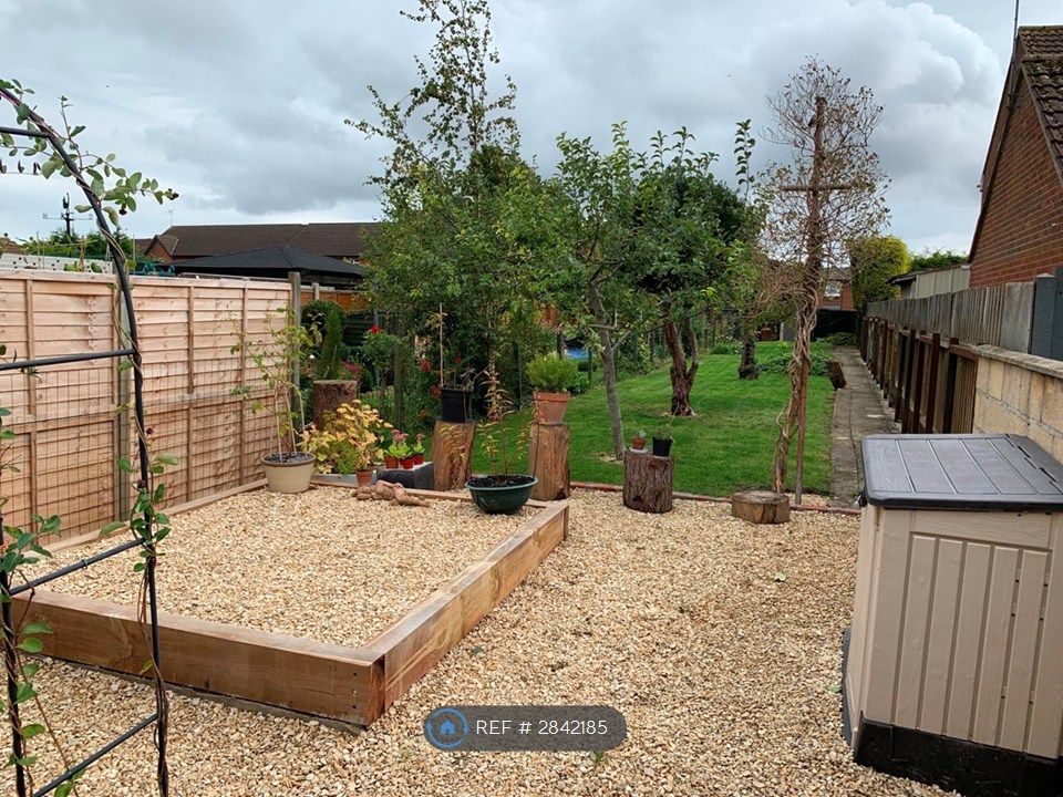 Property photo 1 of 8 Rear Garden